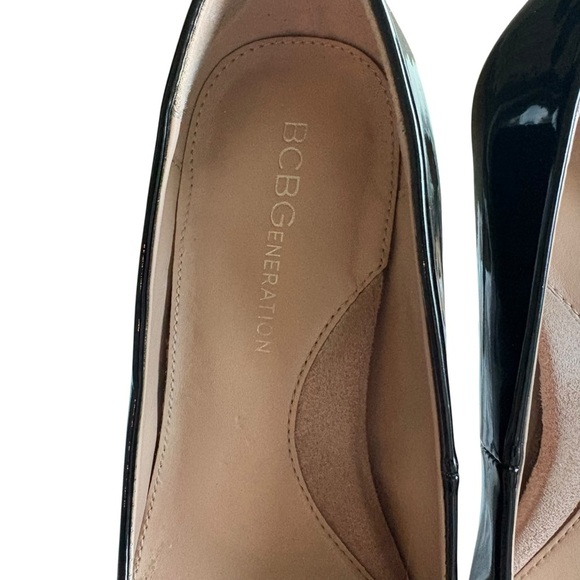 BCBGMaxAzria Glossy Black Heels Size 5 - Picture 8 of 9